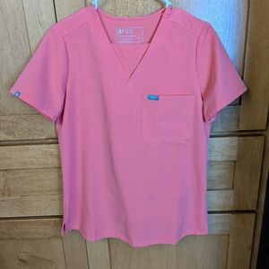 Figs scrub set in Salmon. Top S/Pants XS-Tall